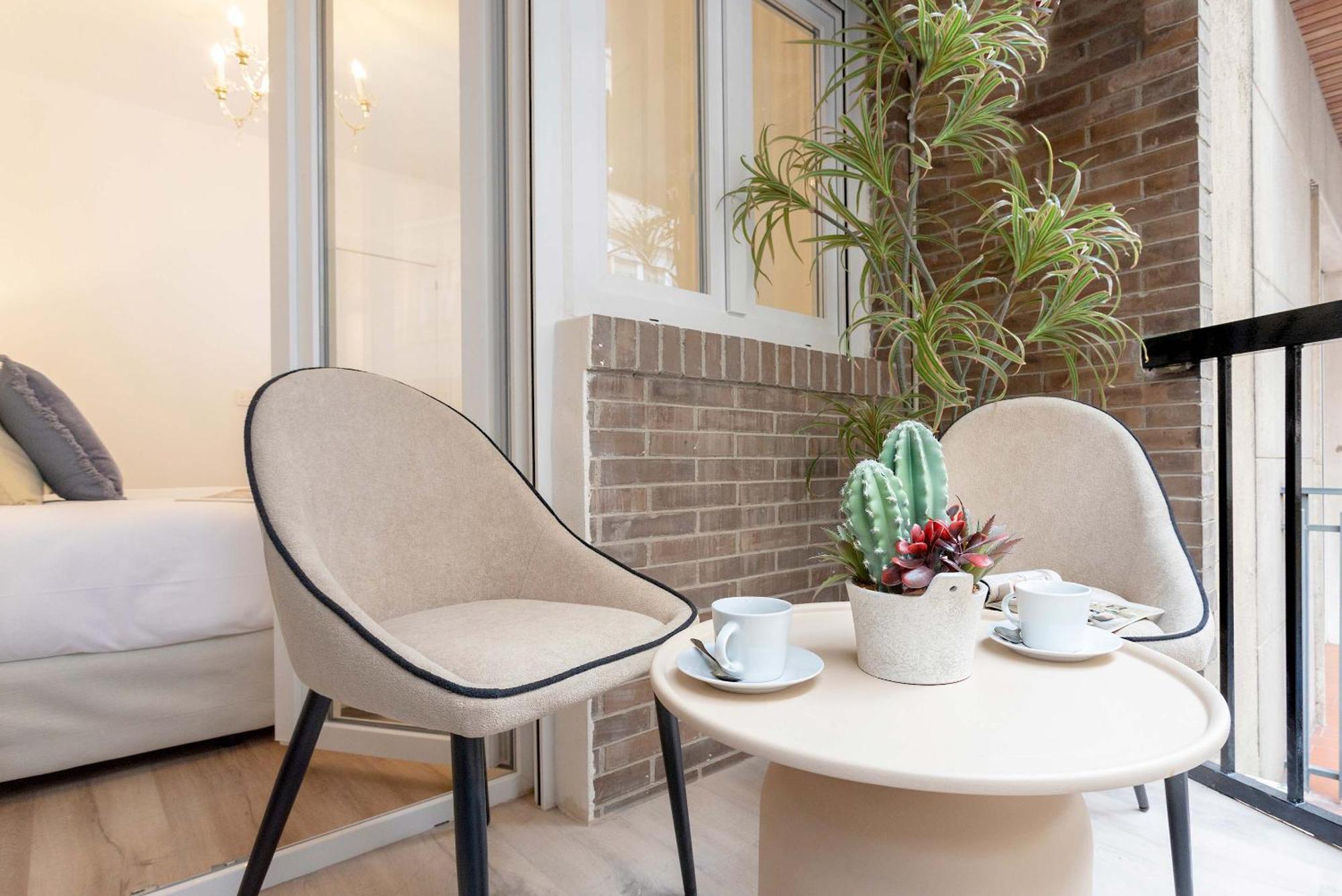 Genteel Home Lope De Vega กรานาดา ภายนอก รูปภาพ